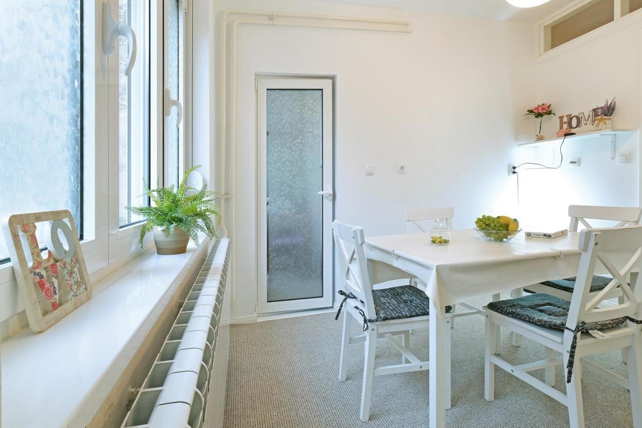 Zen City Center Apartment & Garage Nearby Belgrád Kültér fotó